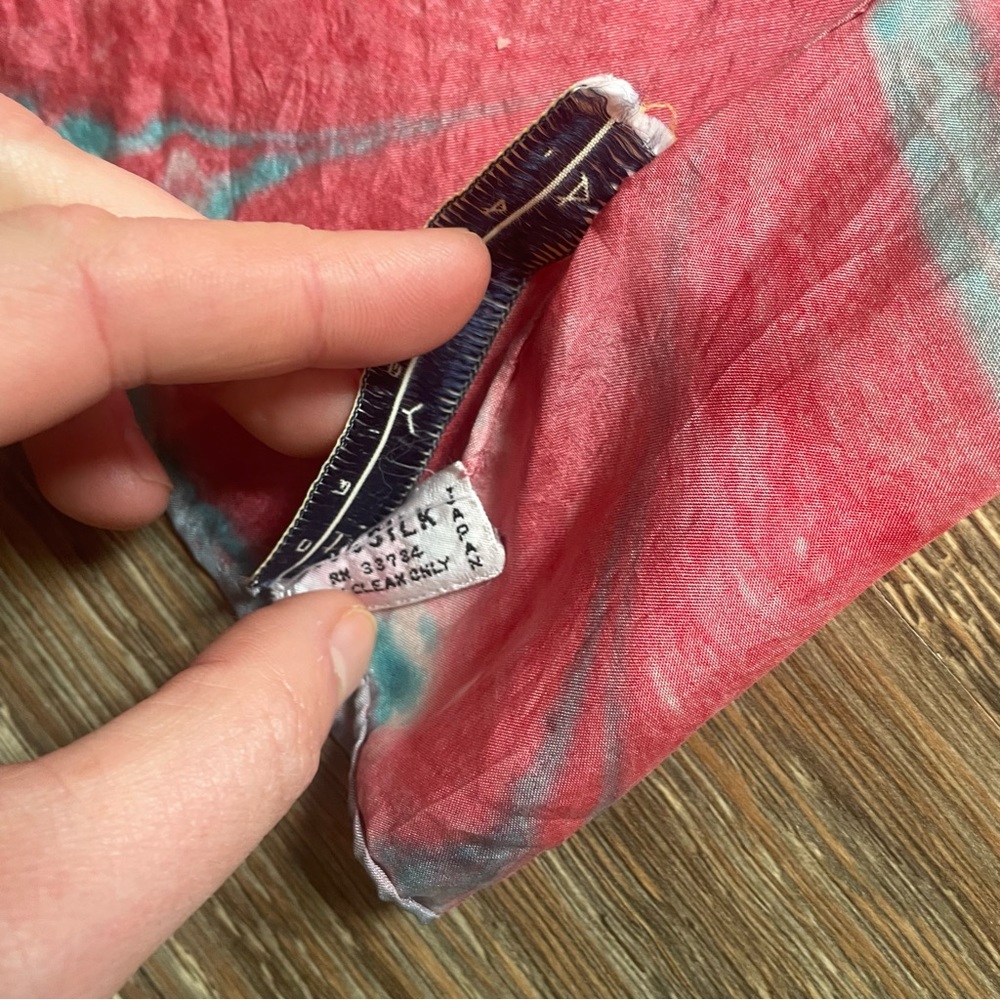 *Free in Bundle* Vintage 100% silk soft scarf shawl wrap Made in Japan HYLA - Picture 5 of 9